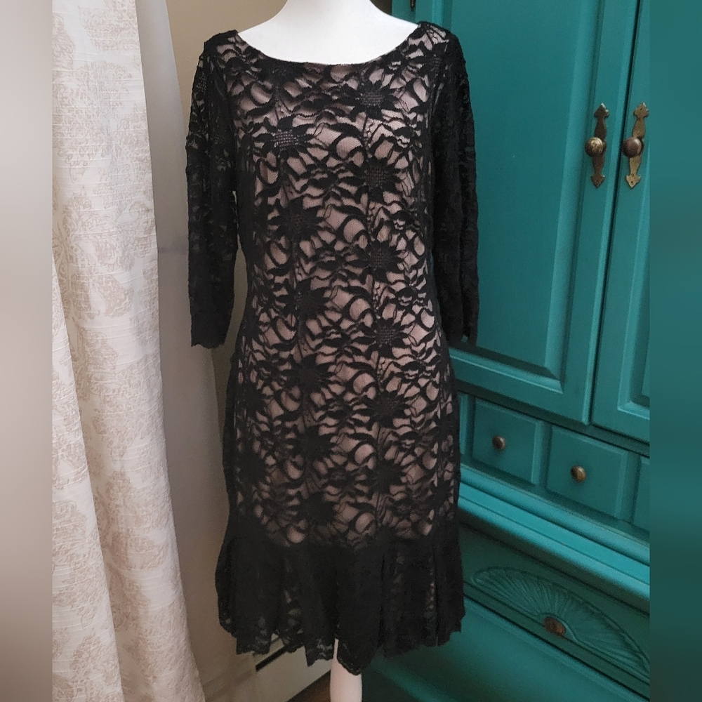 Calvin Klein Black Lace 3/4 Sleeve Cocktail/Party Dress
